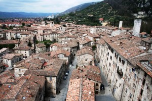 Gubbio, by Benito Roveran