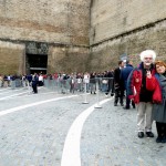 Syusy & Pat at Vatican Museums entrance