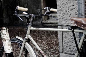 A bike in Bologna, by flickr user Luca