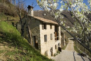 The tavern with no host, Valdobbiadene