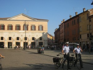 Ferrara, Piazza Trento e Trieste