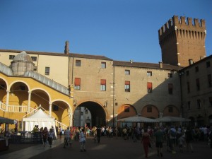 Ferrara, Piazza del Municipio