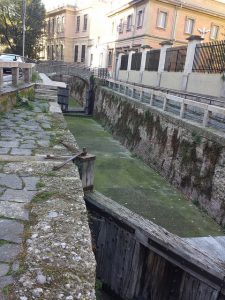Porte Vinciane, Milan old canal. Pic by Kim Harding
