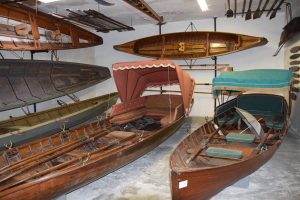 Museo della Barca Lariana, Vaporetos - water taxis