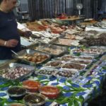 Market, food ready to eat
