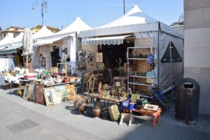 Mercato San Ambrogio - the outdoor flea market