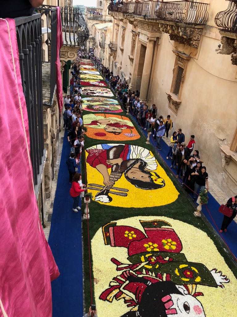 Noto, Floral Display